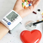 СКАЧКИ ДАВЛЕНИЯ: КАК РАСПОЗНАТЬ И ЧТО ДЕЛАТЬ? СКАЧКИ ДАВЛЕНИЯ: КАК РАСПОЗНАТЬ И ЧТО ДЕЛАТЬ?